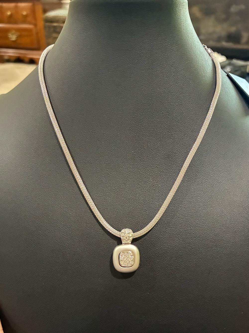 Vintage Retired Deadstock Swarovski Silver Tone Necklace